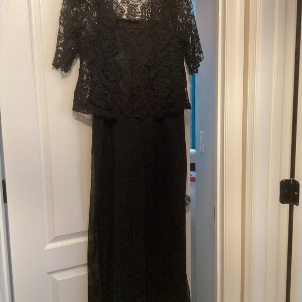 Elegant Black Lace Dress